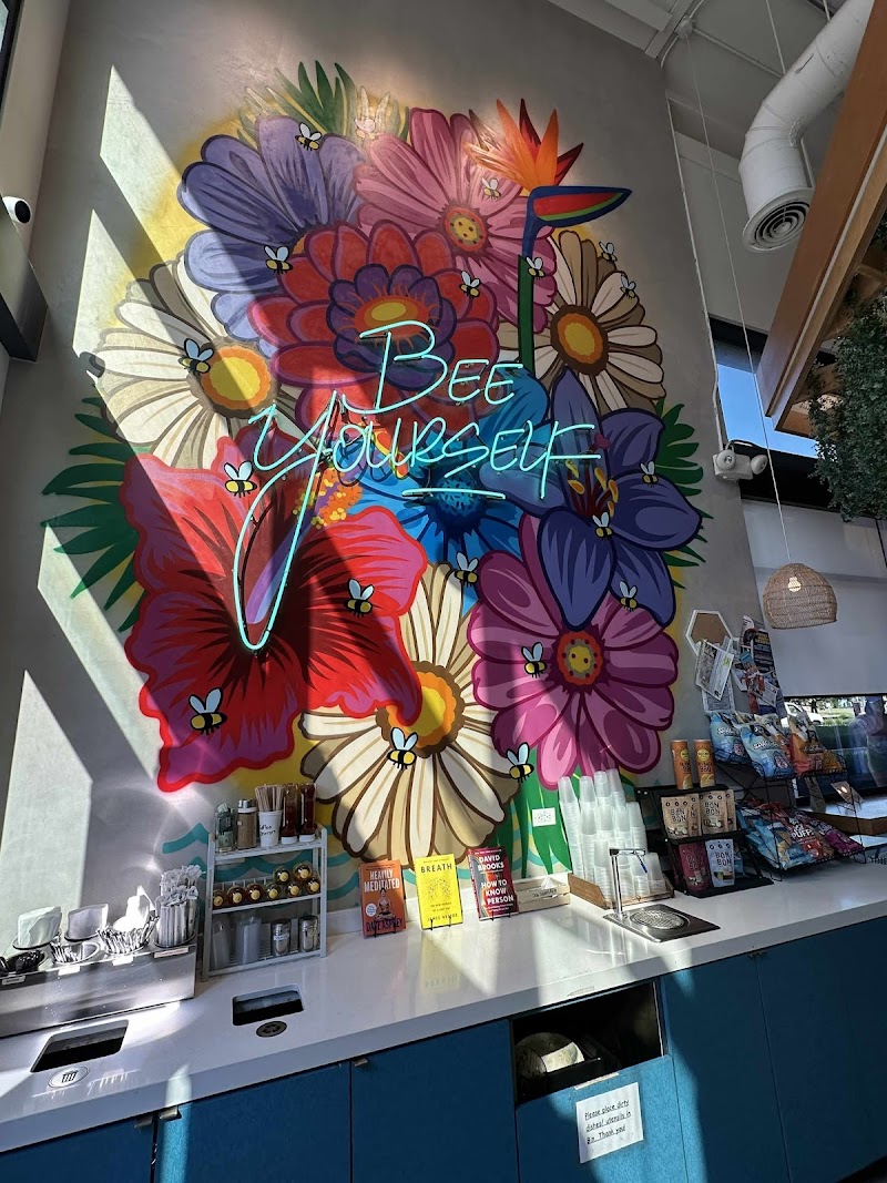 The Hive - Healthy Eats & Organic Cafe - MDR photo 3