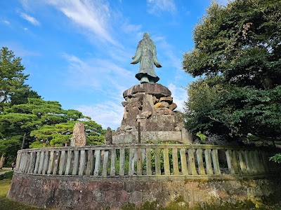 Kenrokuen Garden - 5