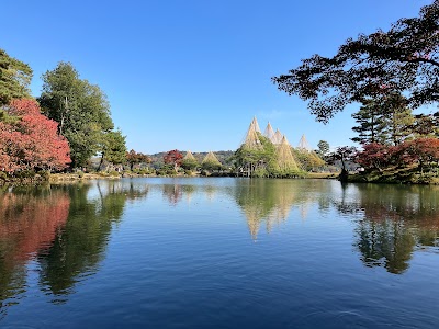 Kenrokuen Garden - 2