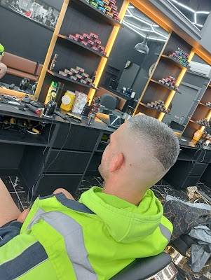 Luxuriate Barbershop Frankston photo 2