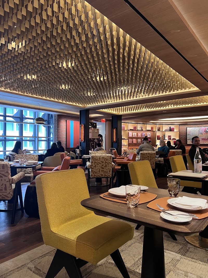 Le Café Louis Vuitton NYC photo 2