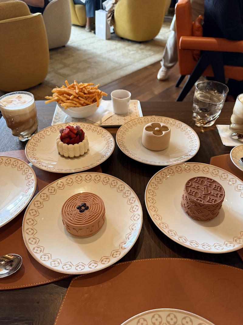 Le Café Louis Vuitton NYC photo 3