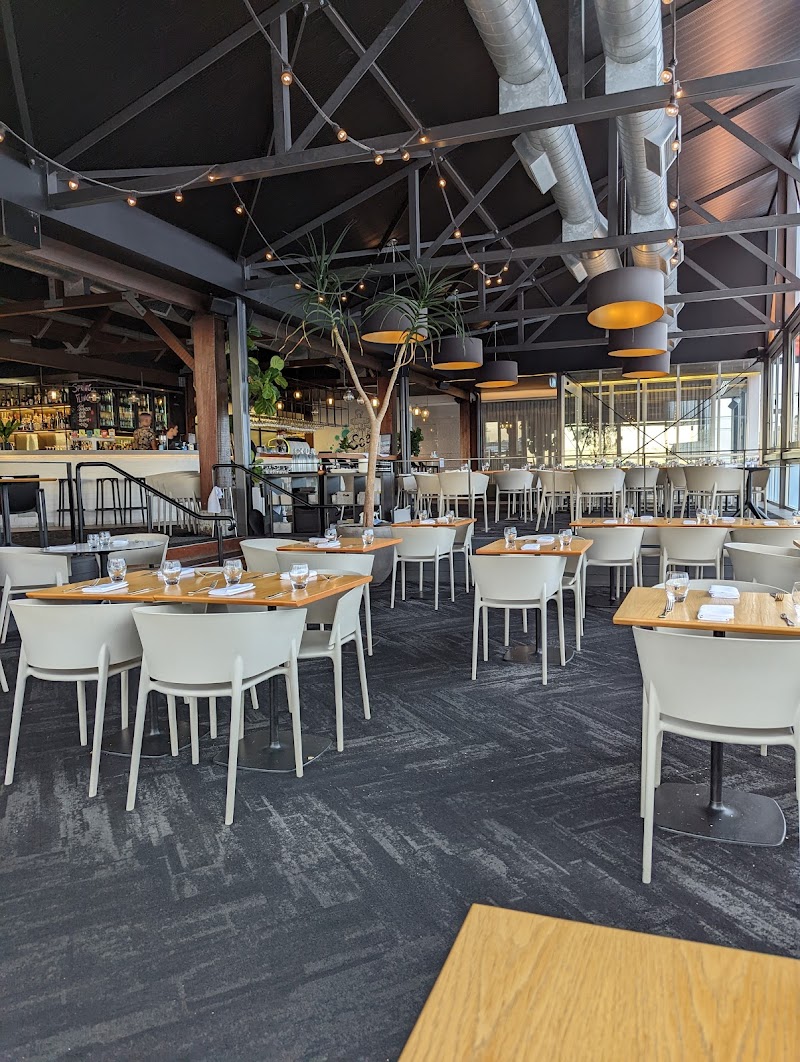 CharChar Bull Grill & Bar