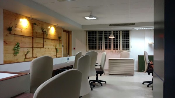 Common Desk
