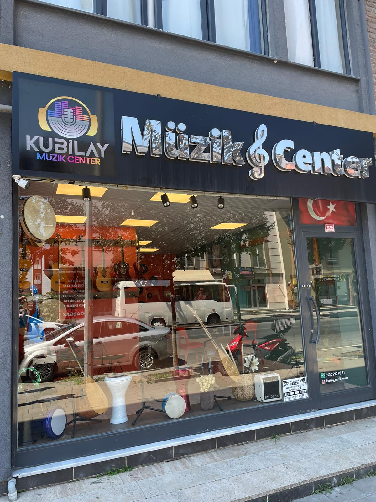 Kubilay Müzik Center mekanı