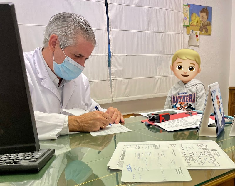 Pediatría. Dr. Carlos Núñez de Prado Aparicio.