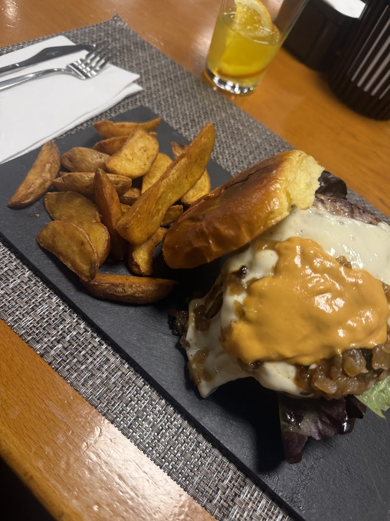 O Carballo Taperia photo 1