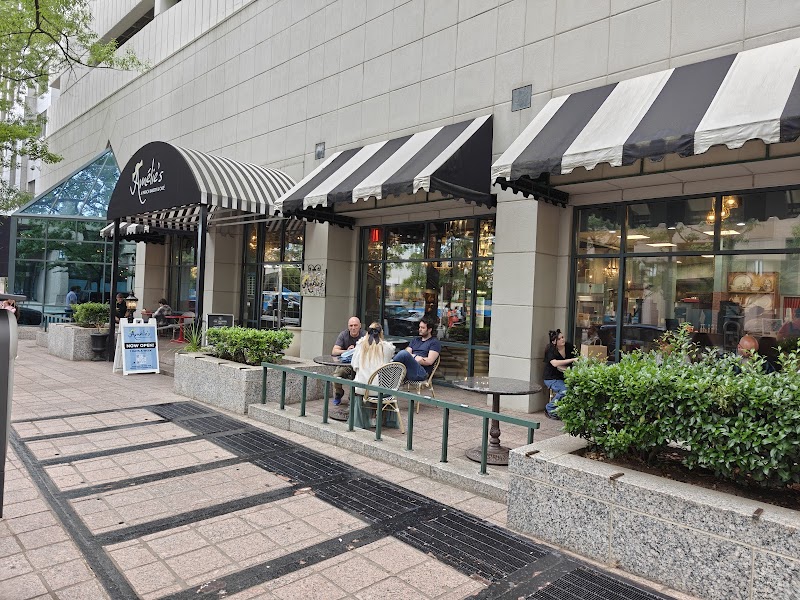 Amélie's Uptown | French Bakery & Cafe photo 1