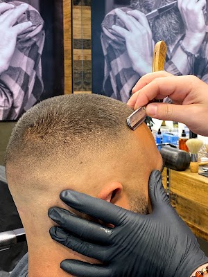 Fade Men's Barber photo 3