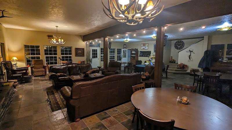 Cornucopia Lodge & Pack Station - Photo 5