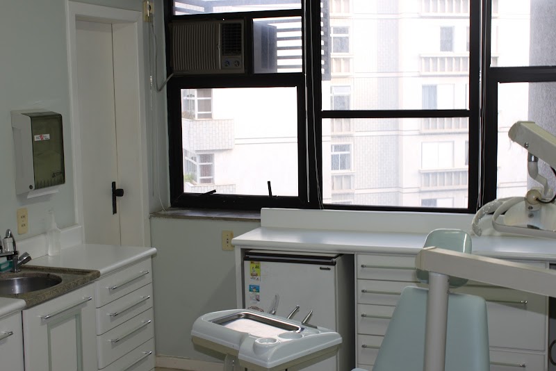 Dra Juliana Lacerda Odontologia