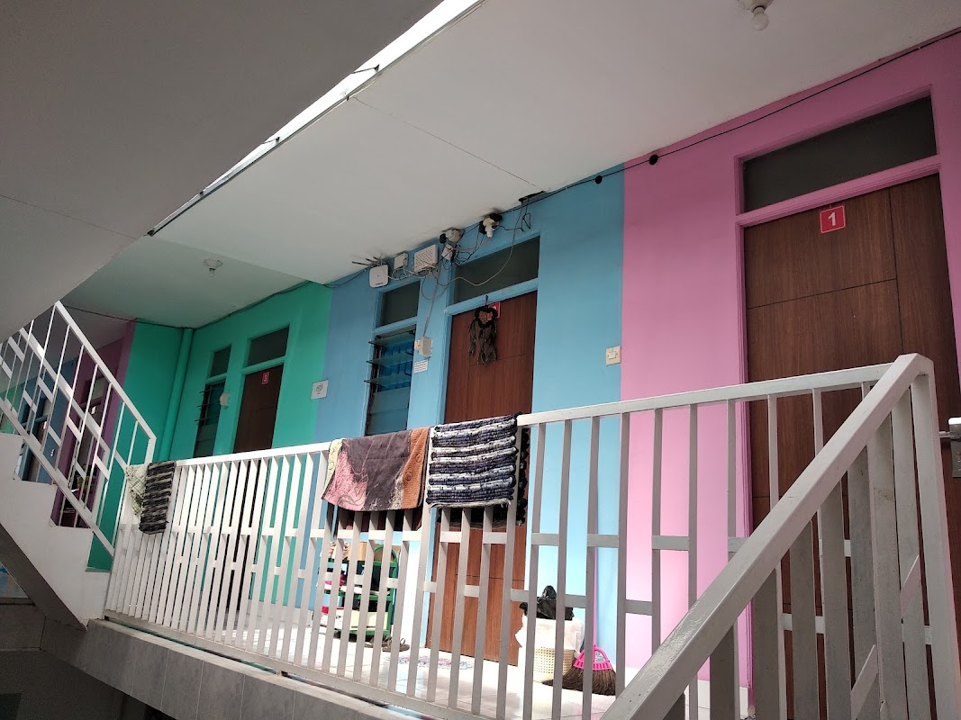 Kost Putri Mayjen Panjaitan 10A