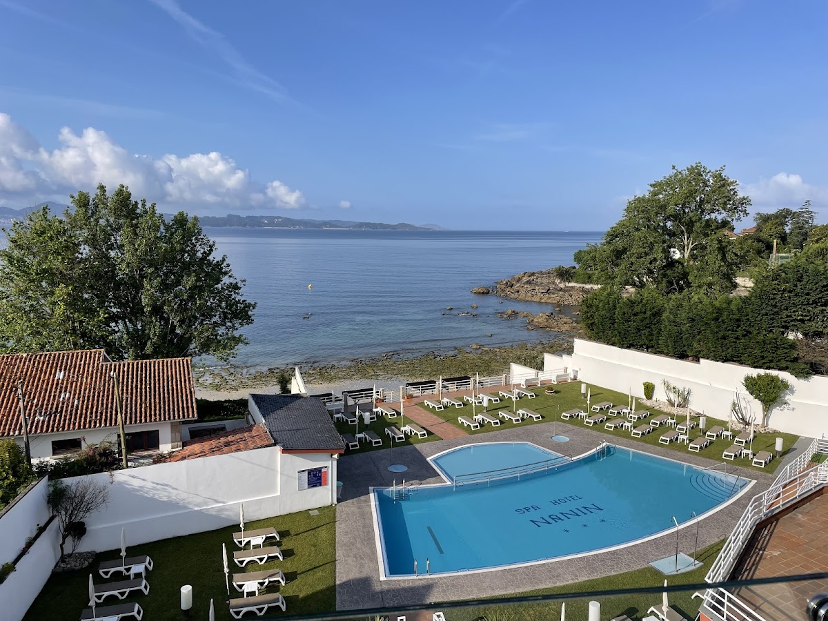 Hotel Apartamentos Spa Nanín Playa en Sanxenxo — 4