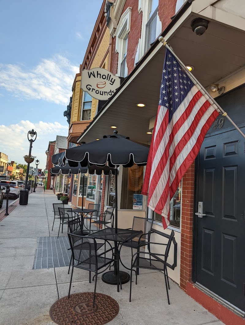 Wholly Grounds Coffeehouse photo 1