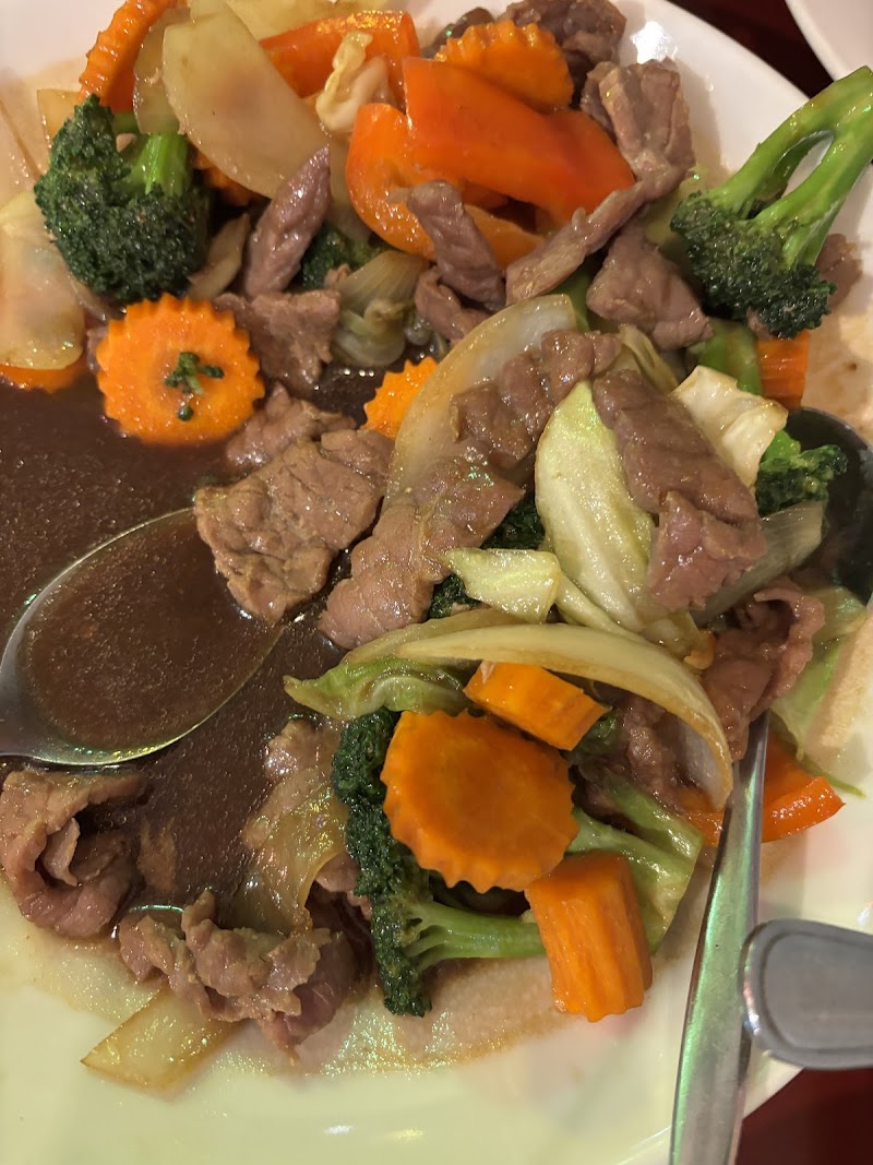 Dee's Vintage Thai Restaurant photo 9