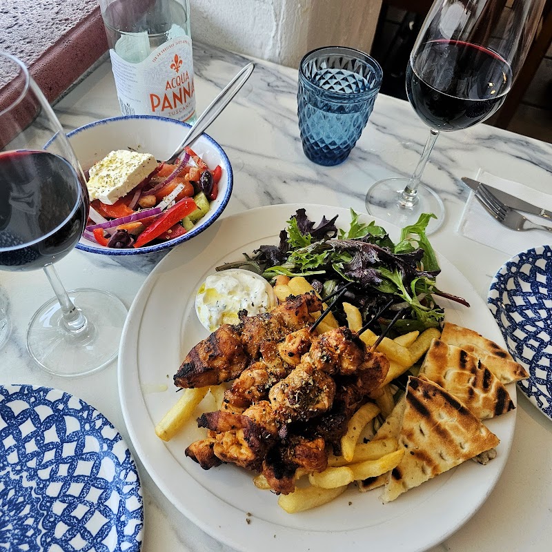 Yaya’s Hellenic Kitchen and Bar photo 9