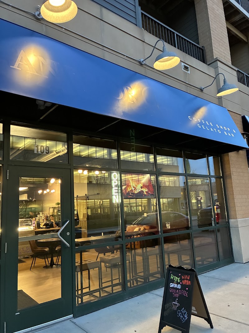 Rise & Grind Gelato & Coffee Shop photo 1