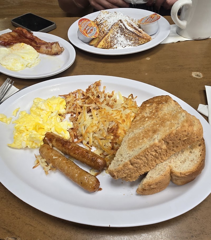 Tic-Toc Café photo 4