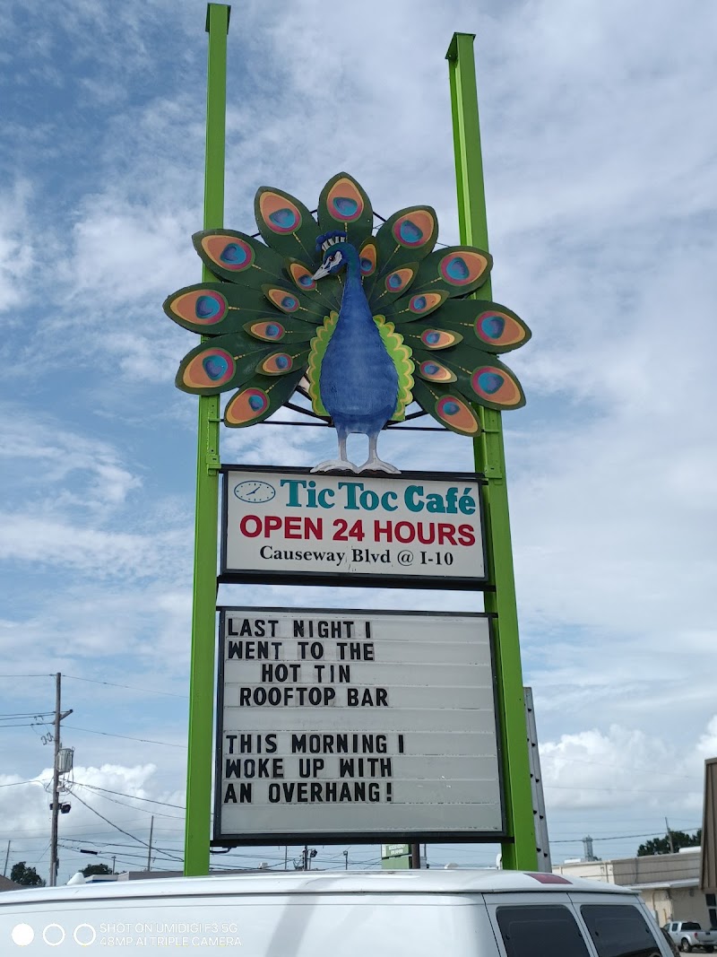 Tic-Toc Café photo 4