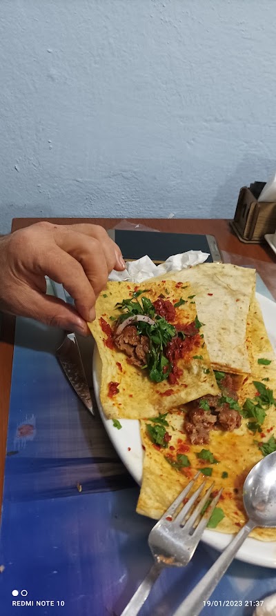 Carsi pide 2 Temel Egitim Guler yuzun adresi lezzet duragi - Restoran