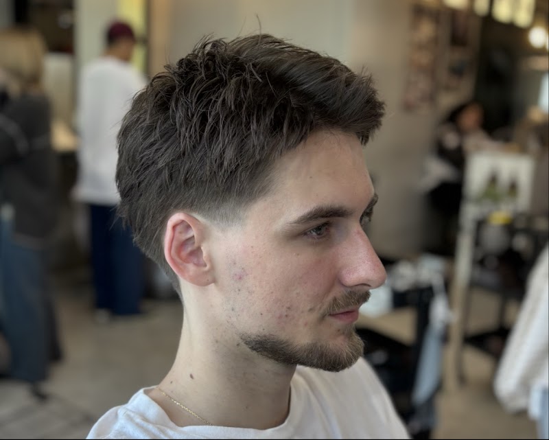 Frank’s Barber Ningyocho