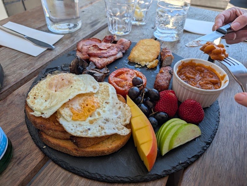 Uptown Cafe & Bar photo 5