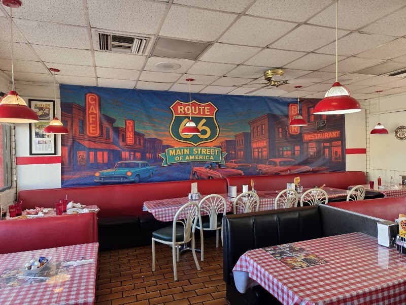 Roy's Cafe photo 3