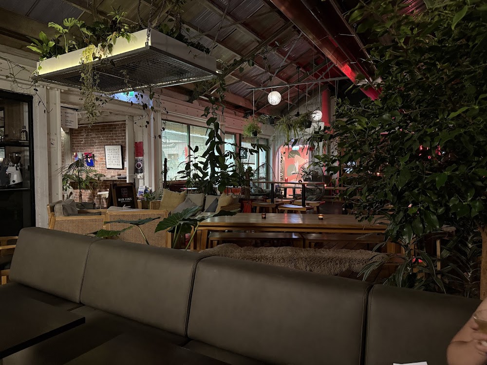 Imōto Lounge Bar