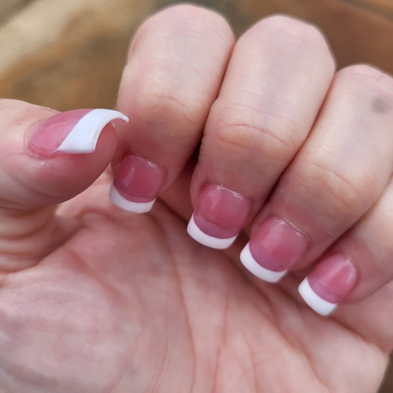 Best Nails Salon & Spa