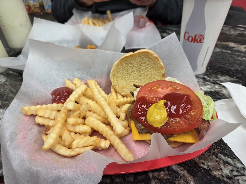 Iowa’s Best Burger Café photo 3