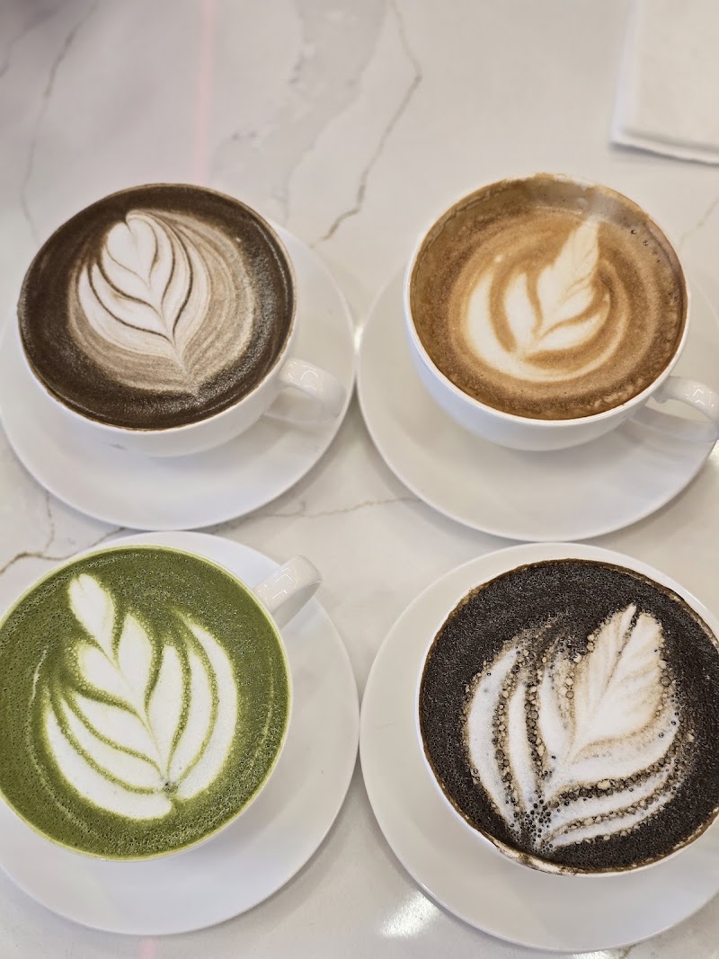 Twilight Cafe & Bar (North York) photo 3