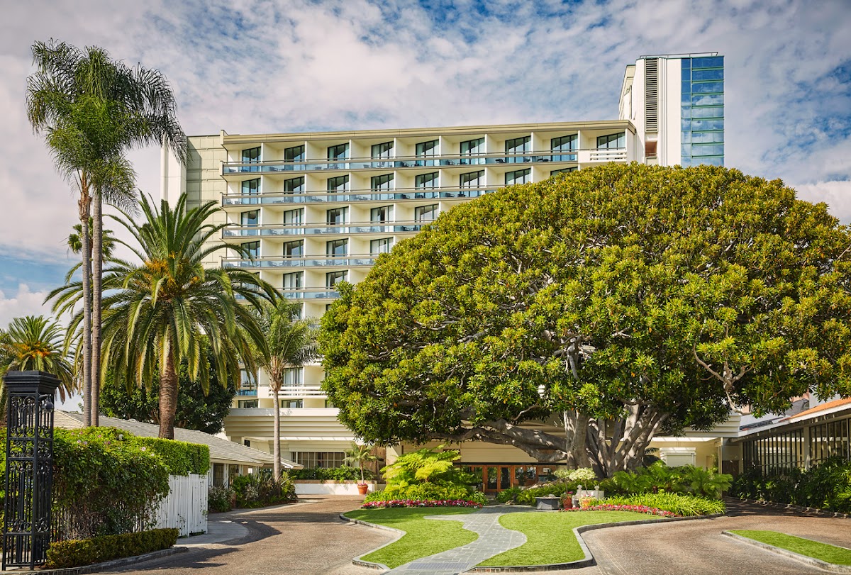 Best Pet-Friendly Hotels in Santa Monica, United States