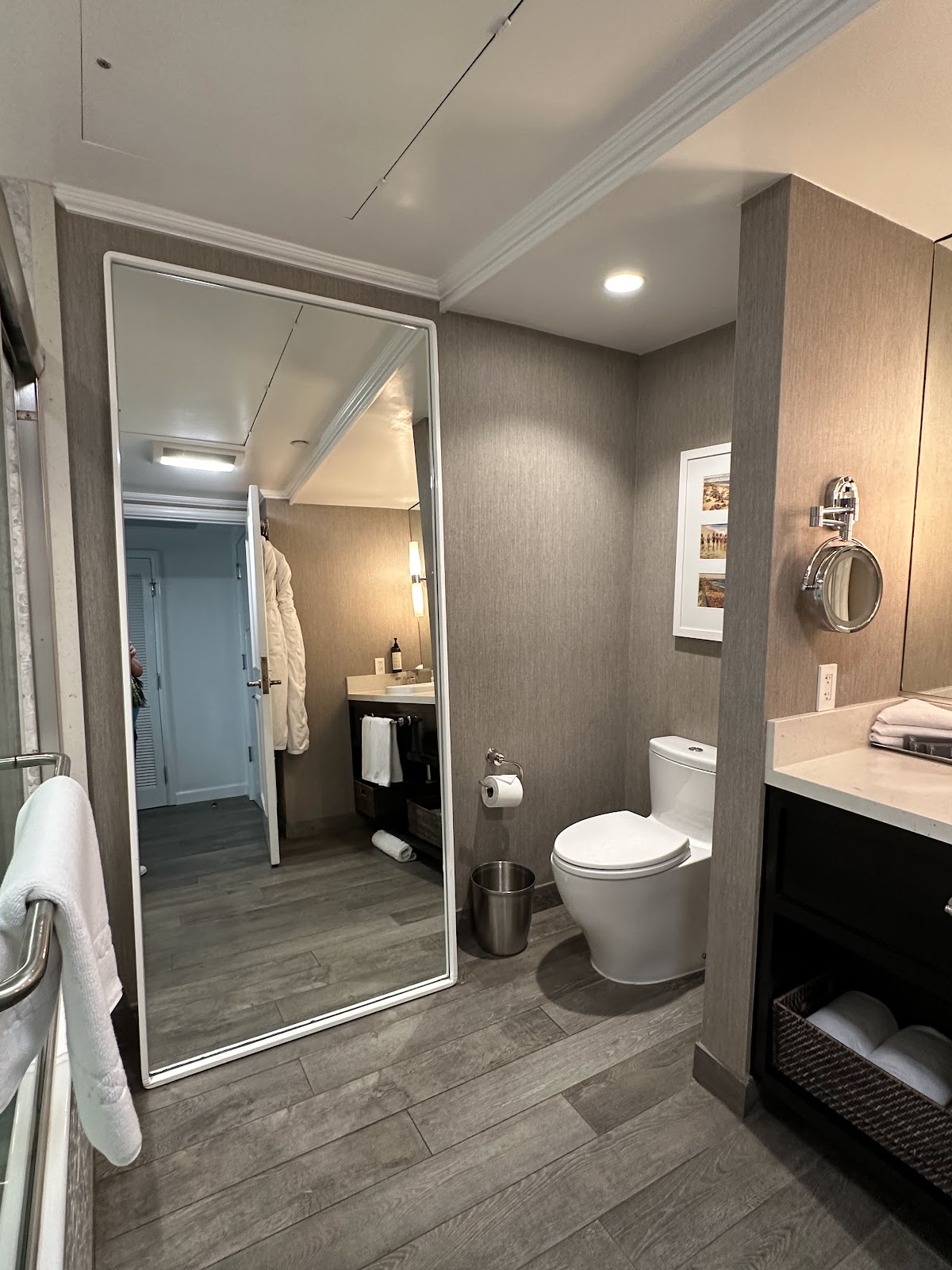 Fairmont Miramar Hotel and Bungalows, dog-friendly hotel, photo 3