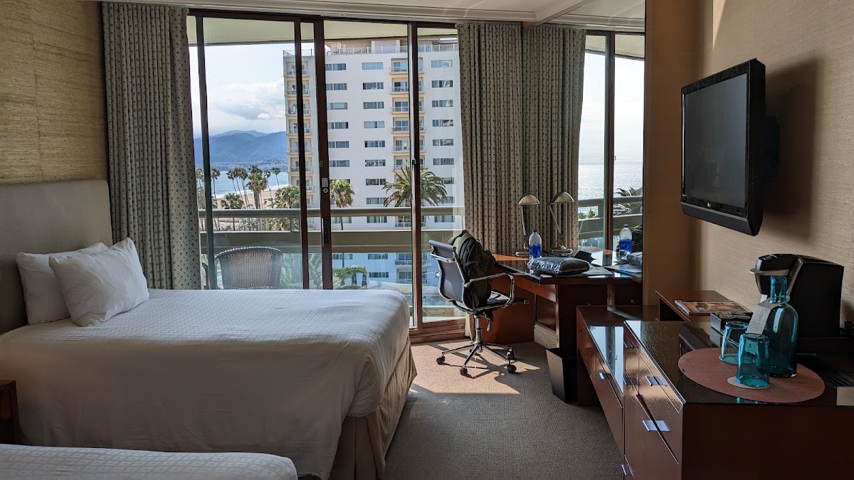 Fairmont Miramar Hotel and Bungalows, dog-friendly hotel