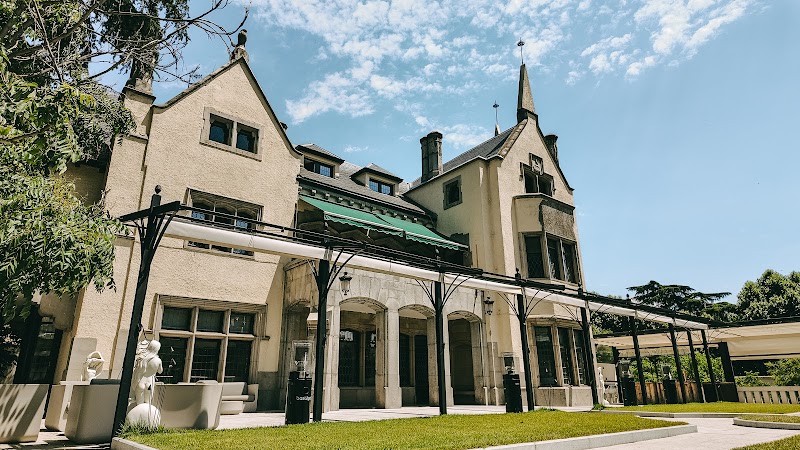 Mom Culinary Institute