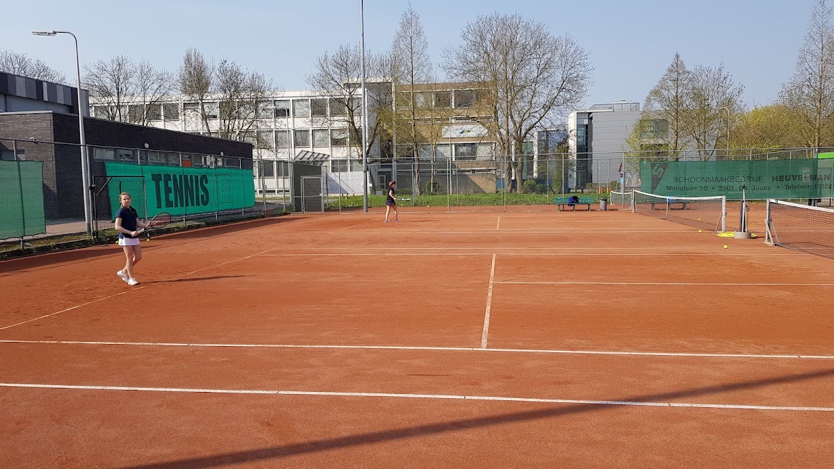 Goudse Tennis en Padel Club Ad Astra
