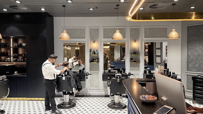 Barber At The Bar photo 3