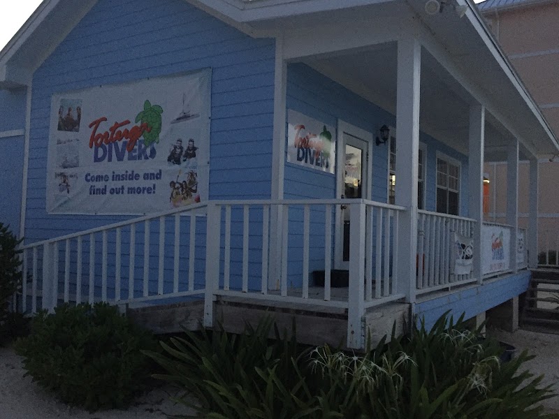 Tortuga Divers