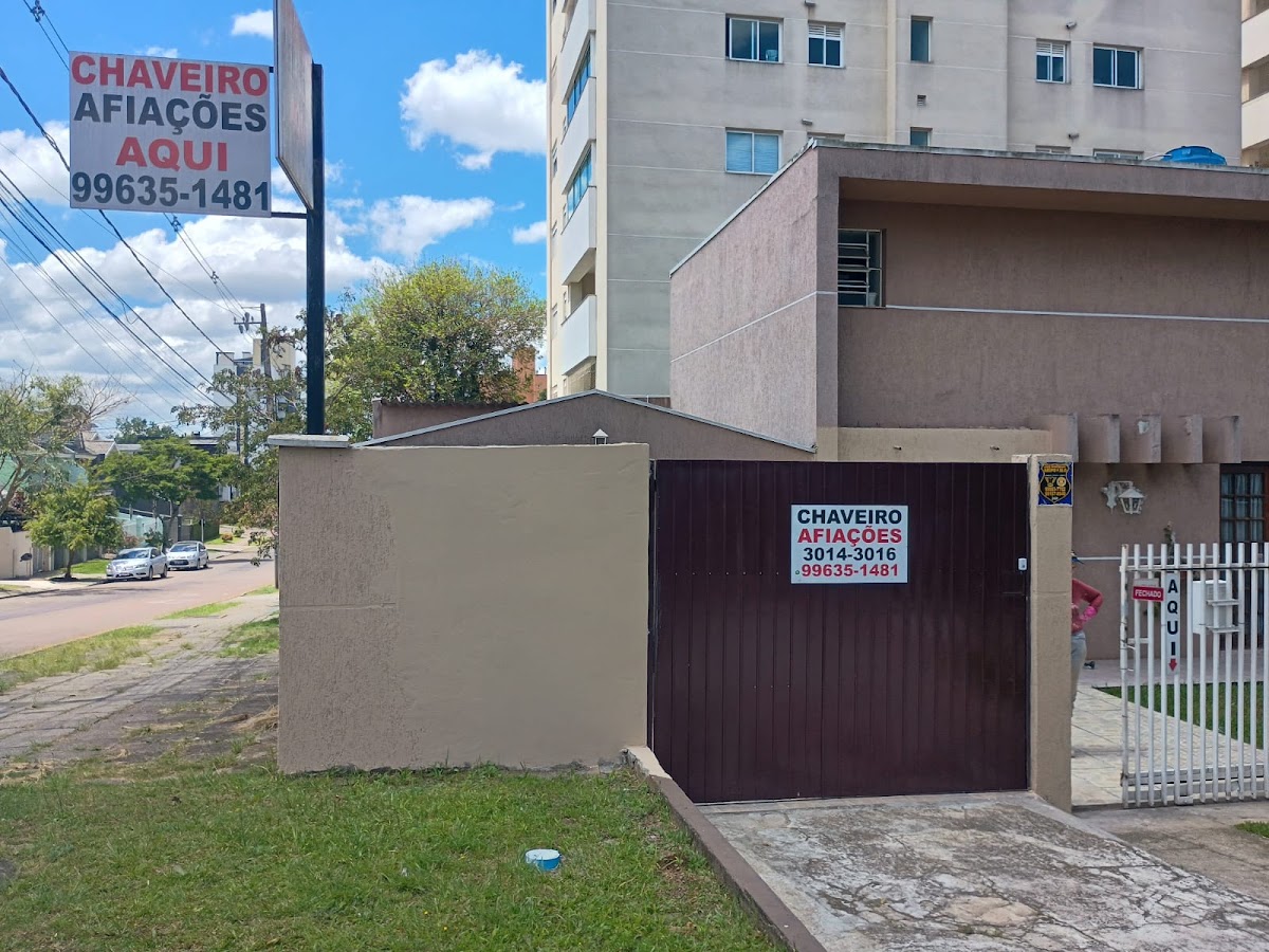 Chaveiro Central Curitiba | 24 Horas | Emergencial | Residencial & Automotivo