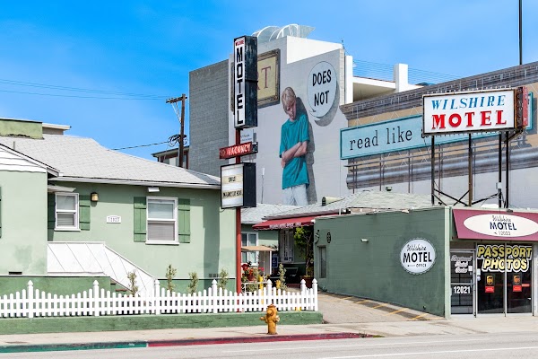 Wilshire Motel