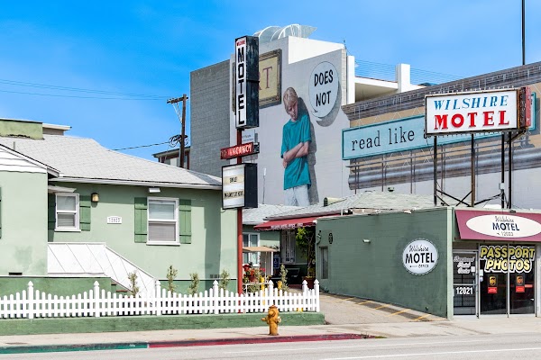 Wilshire Motel