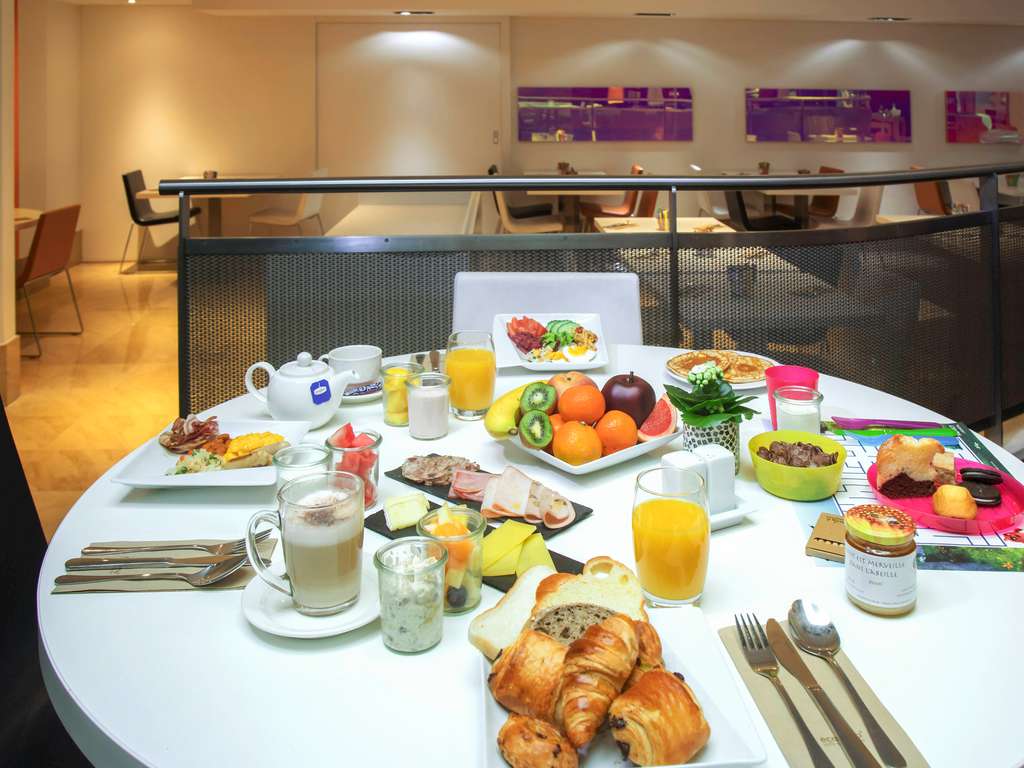 Novotel Genève Centre, dog-friendly hotel, photo 4