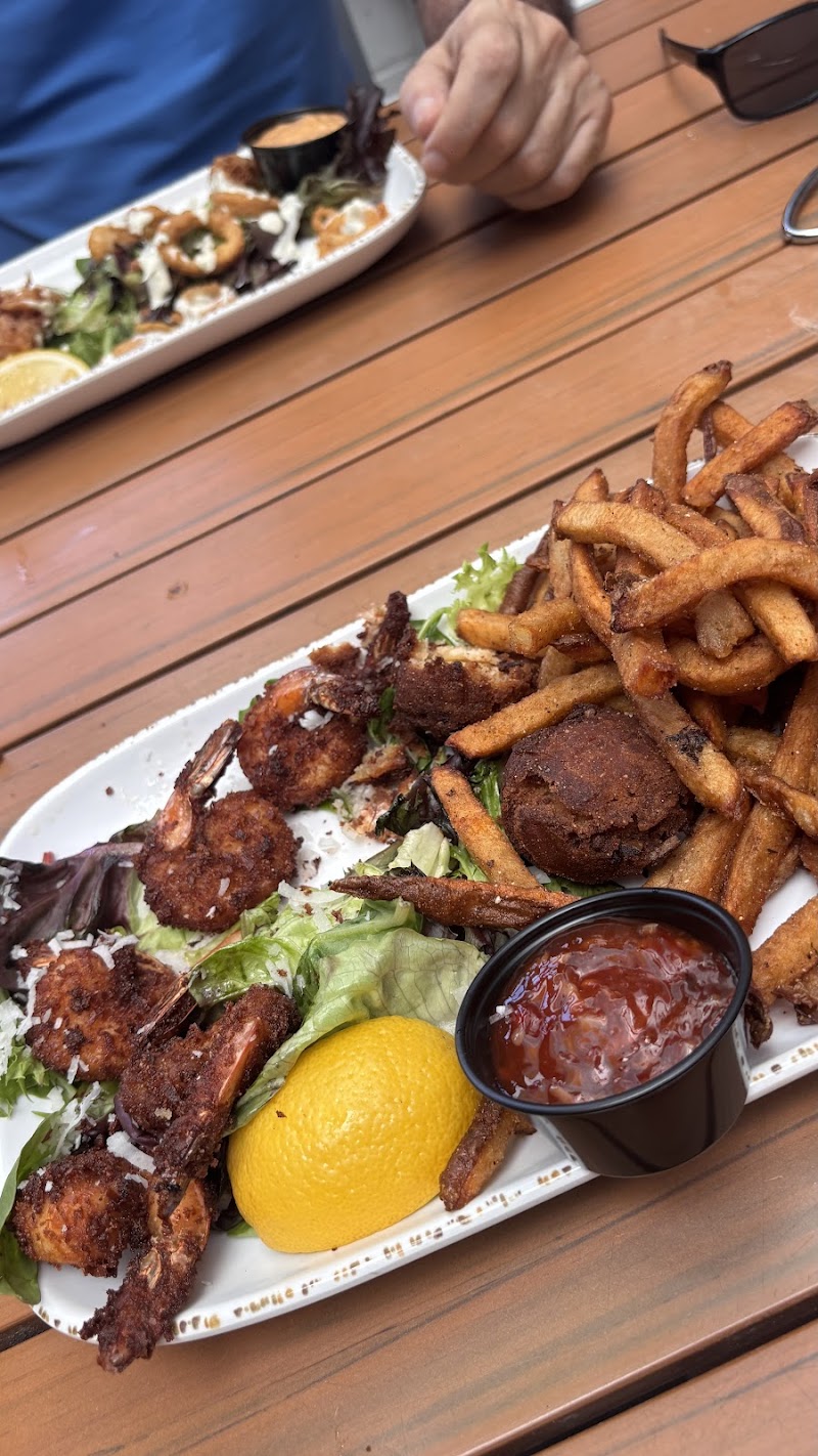 Wreckfish Bar and Grill photo 5