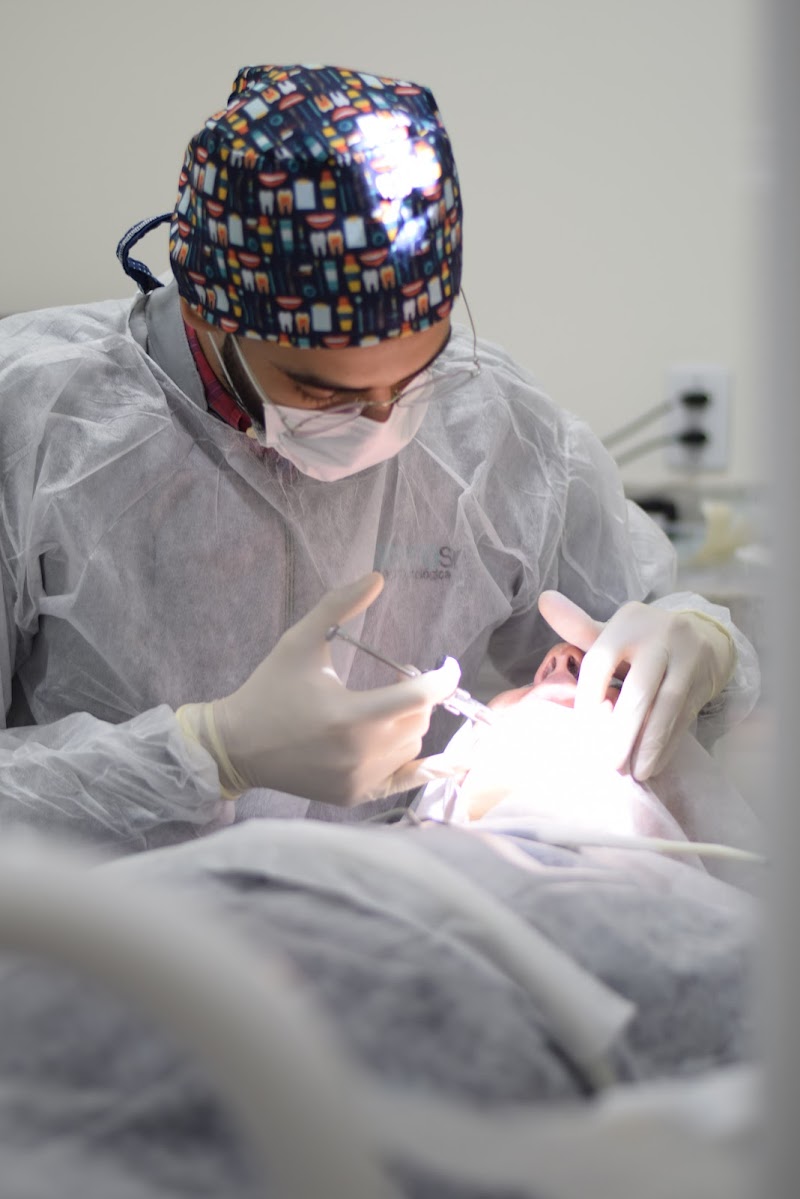 OdontoSin | Implantes Dentários | Dentista | Goiânia - foto 3