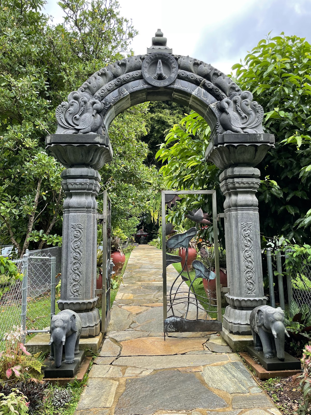 Kauai's Hindu Monastery — 3
