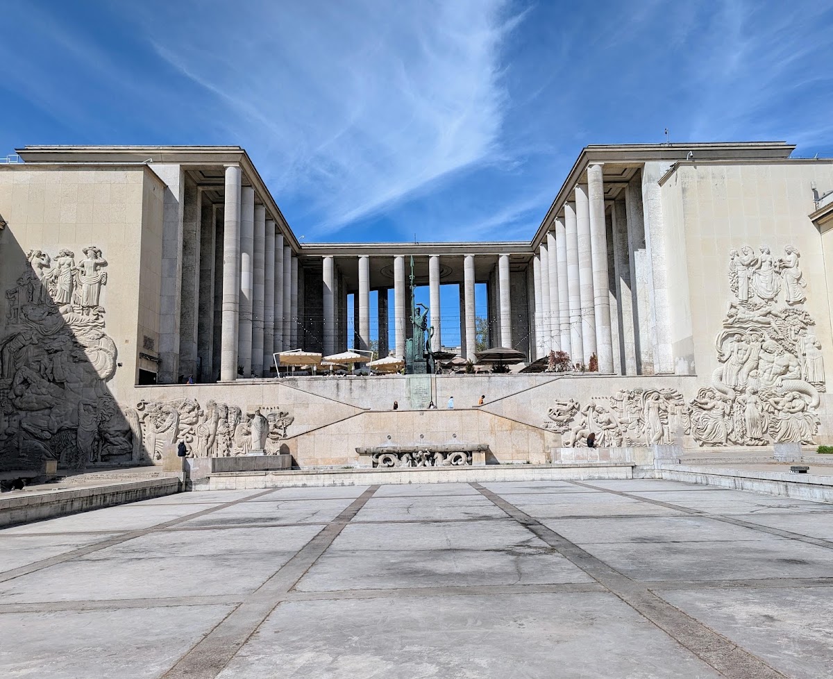 The Dome – Palais de Tokyo skate spot