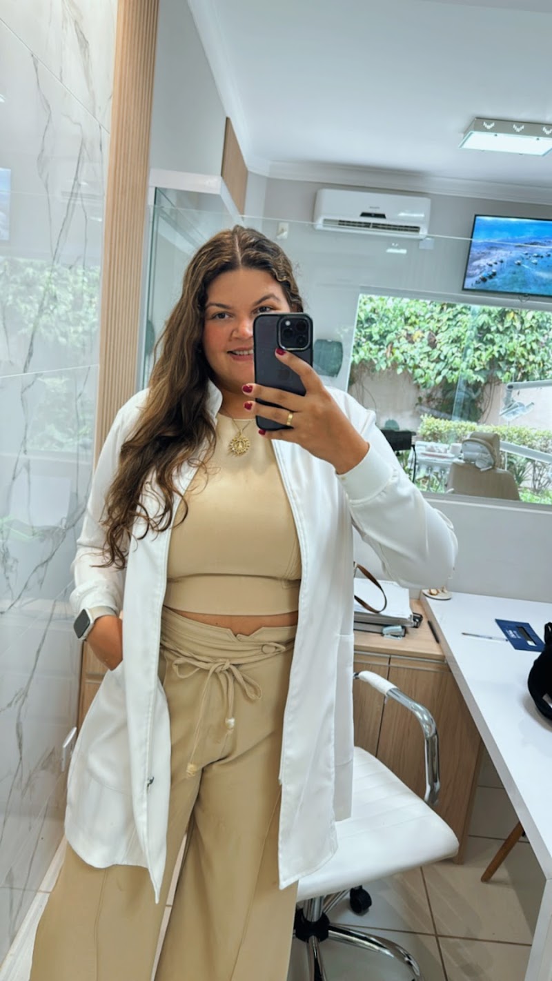 Dra Juliana Escher - foto 3