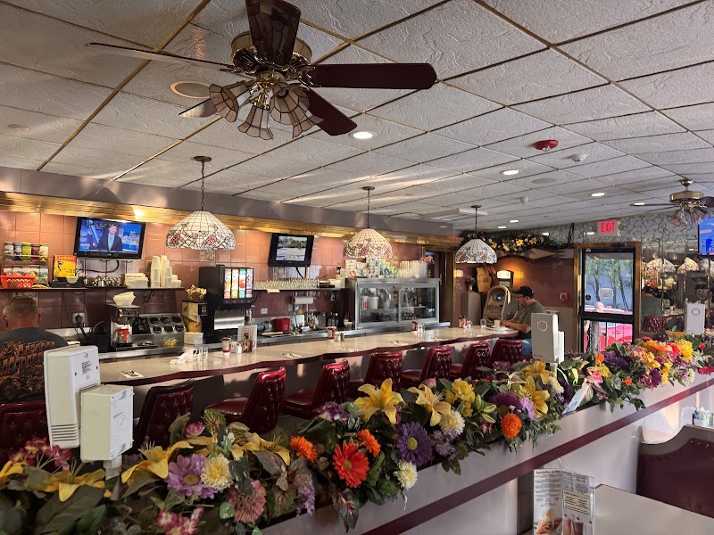 Latham '76 Diner photo 3
