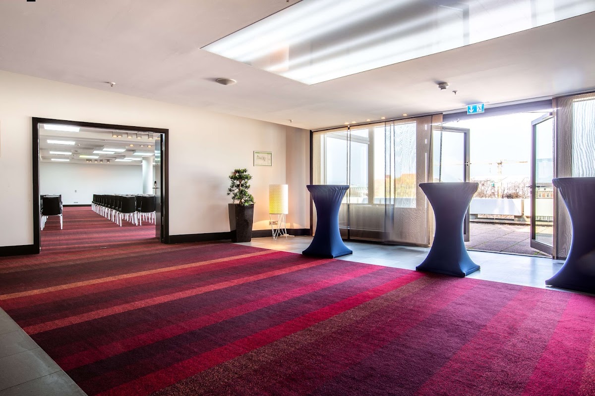 Radisson Blu Hotel Hamburg, dog-friendly hotel, photo 5