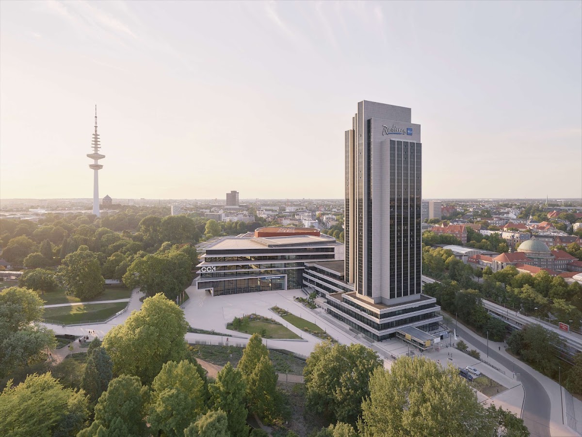 Radisson Blu Hotel Hamburg, dog-friendly hotel in Hamburg